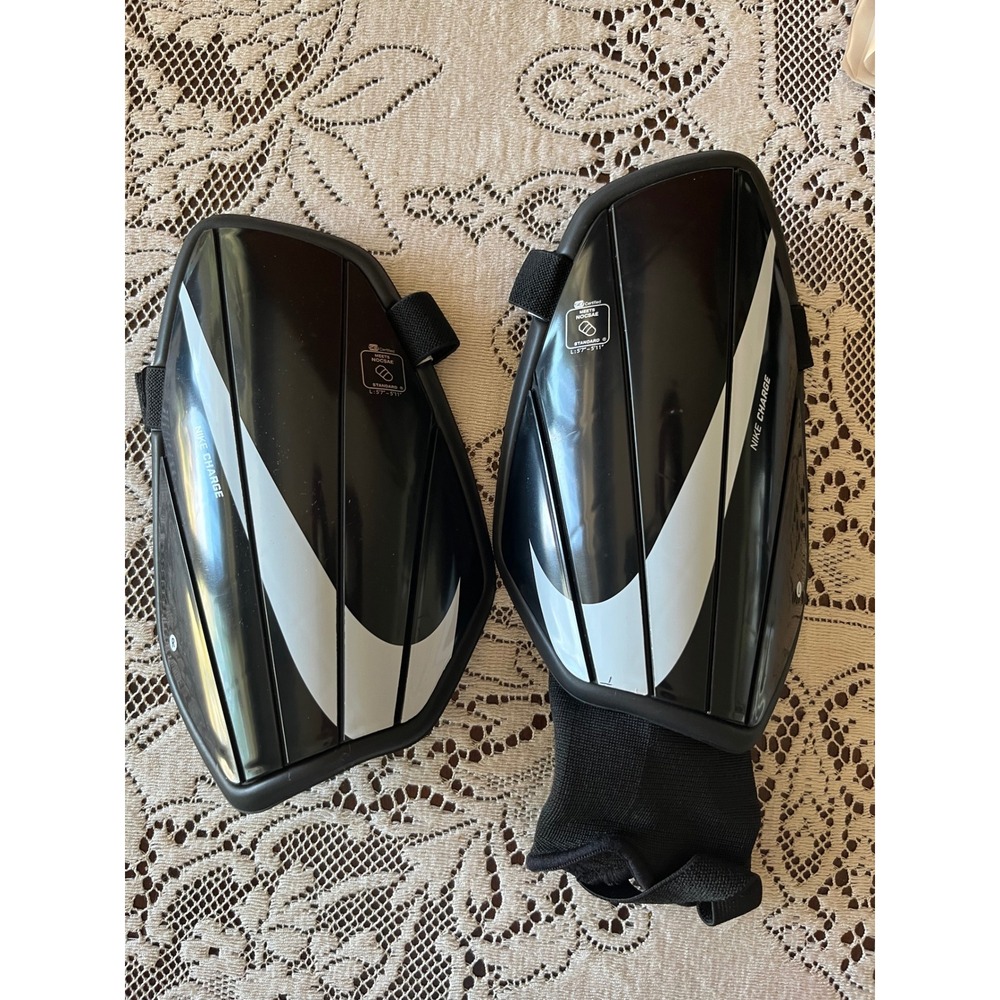 Nike Charge Soccer Shin Guards Black White SP2164-010 Size Large with Mesh Bag